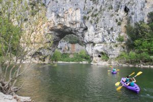 Descente de l'Ardèche en canoë